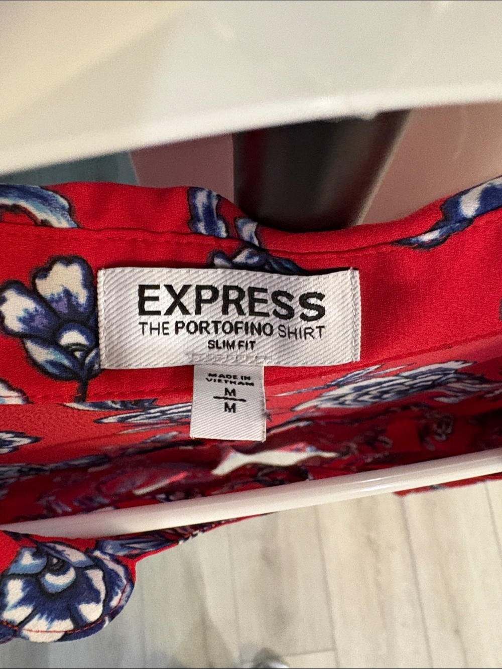 Express Red Floral Button-Front Blouse - Picture 3 of 4
